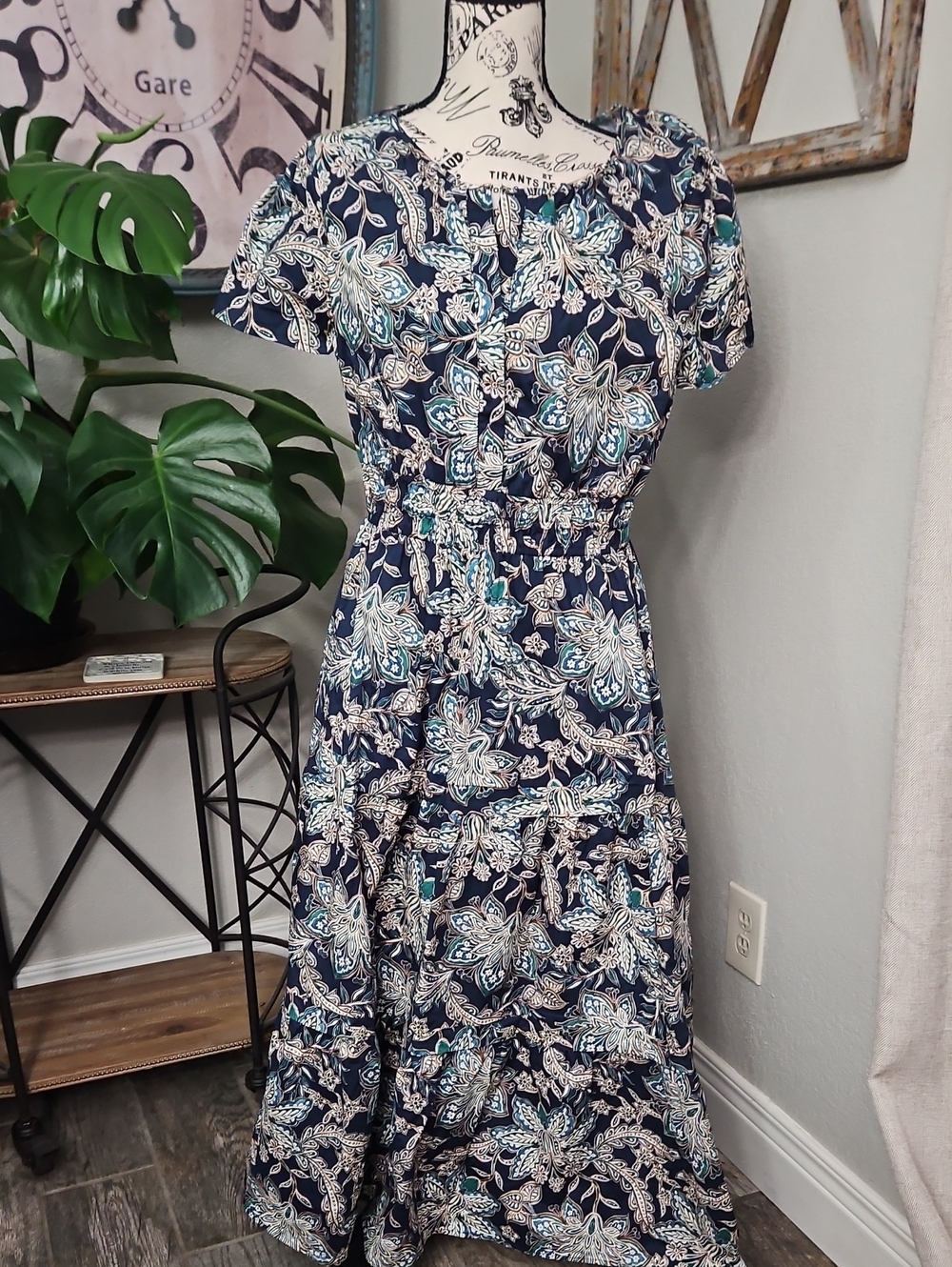 Cynthia Rowley Navy Floral Tiered Midi Dress Size Large New Mo Tags